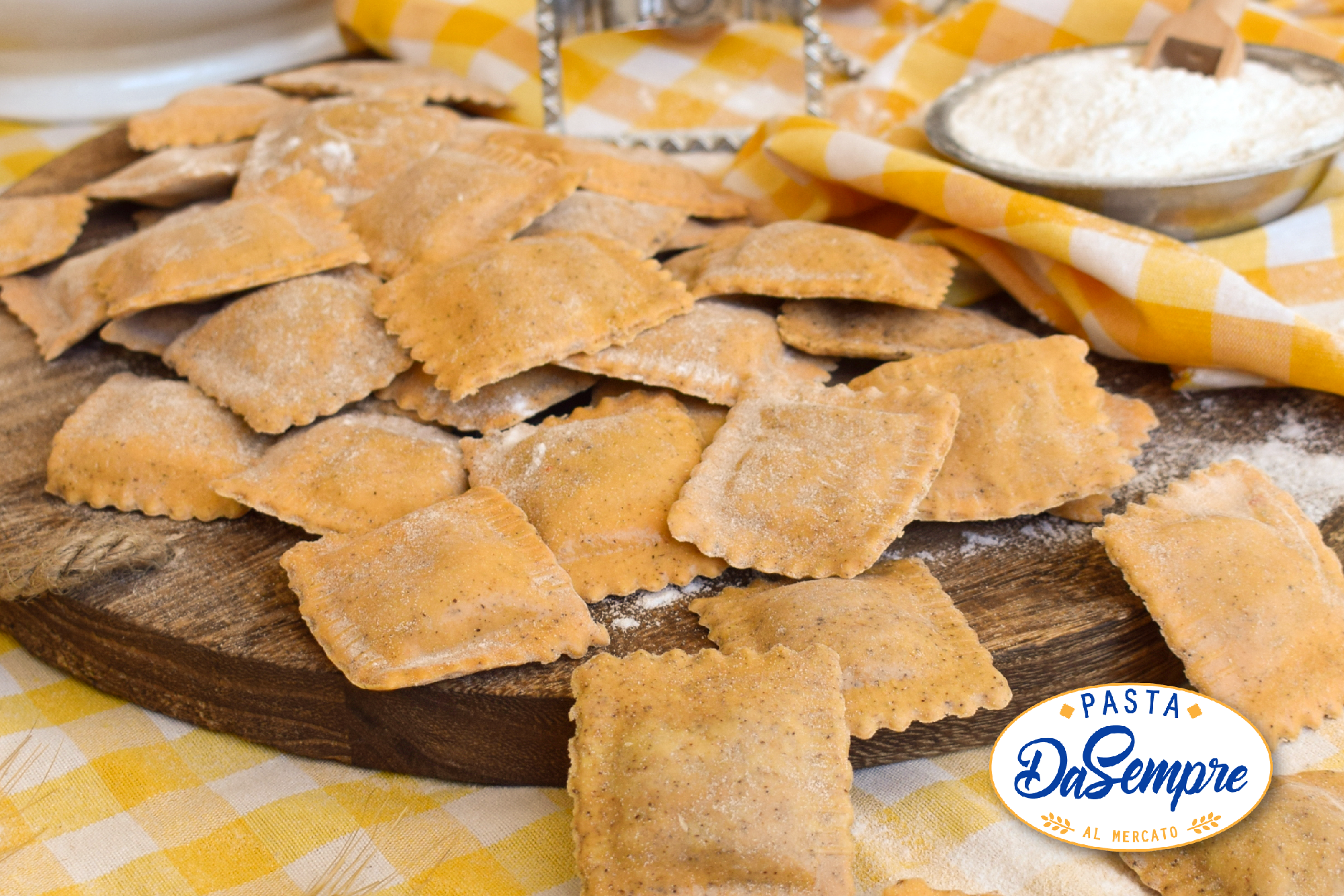 Raviolis aux poireaux et à la saucisse avec des pâtes au sarrasin DaSempre